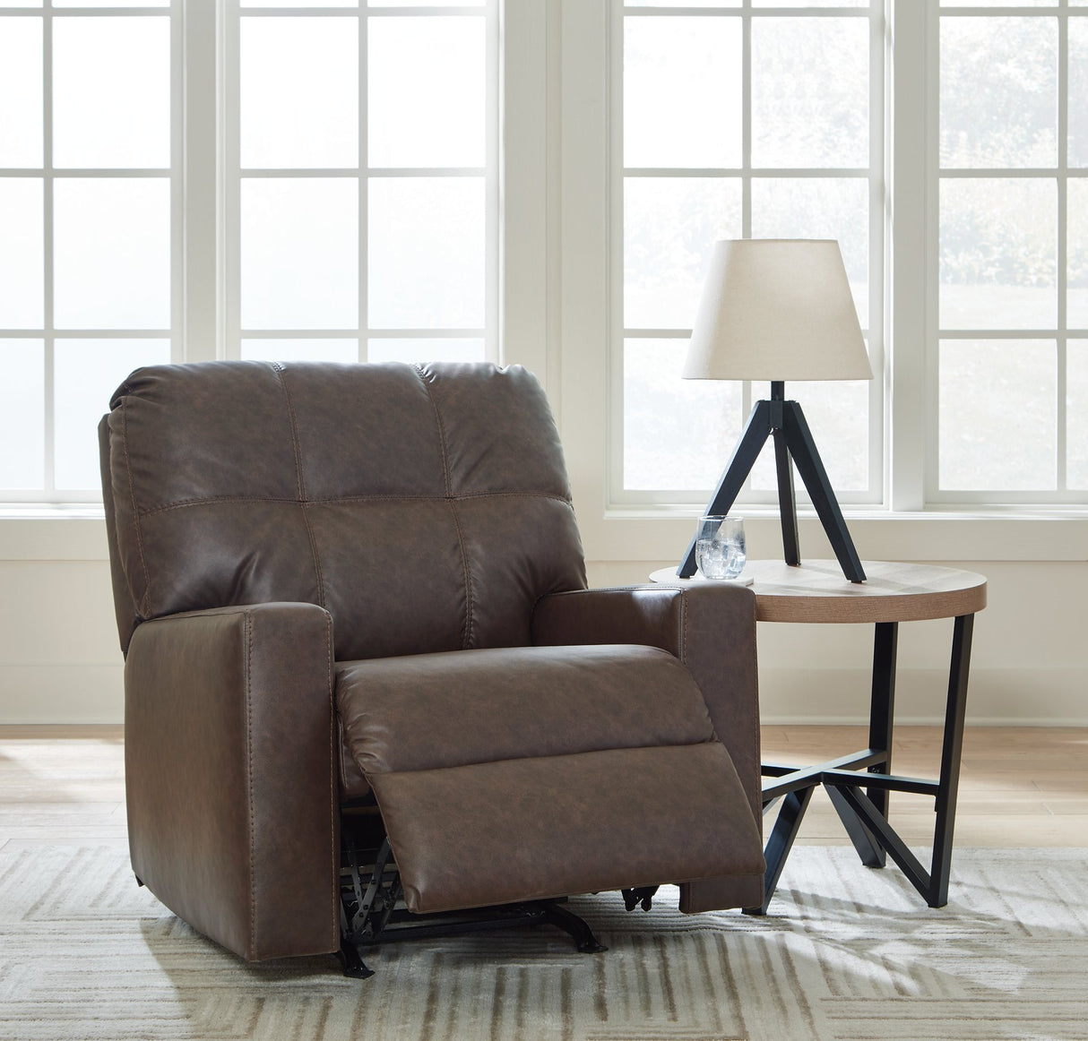 Barlin Mills Recliner - Pull Up A Couch