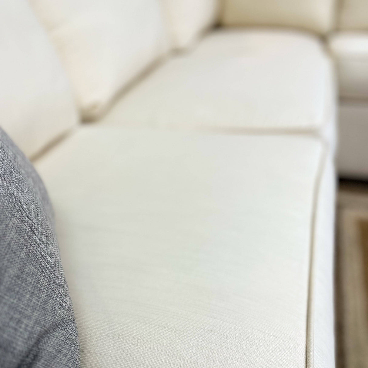 Ethan Allen 2pc Sectional - Pull Up A Couch