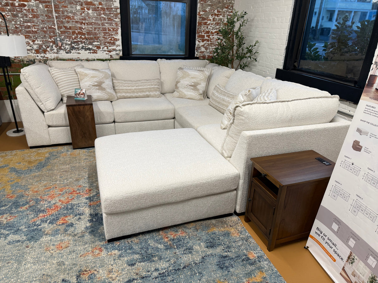 Pebblebrook Sectional