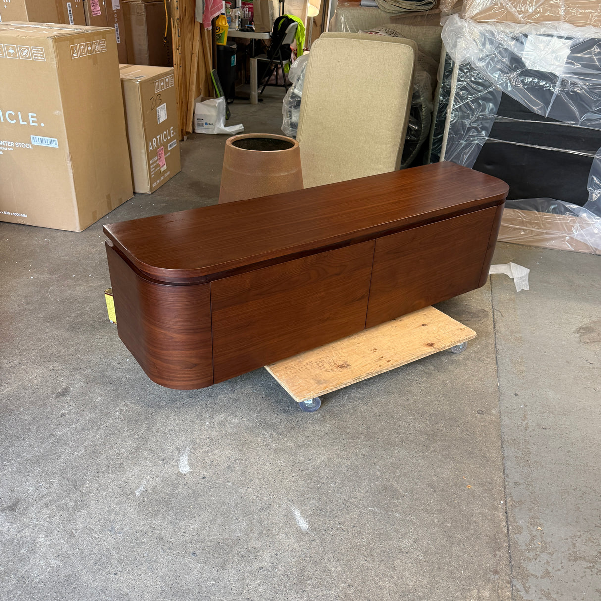 MCM-Style Low Media Unit (Walnut)
