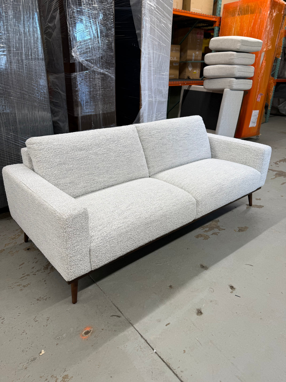 ARTICLE - Rhett 84" Sofa (Pepper Ivory)