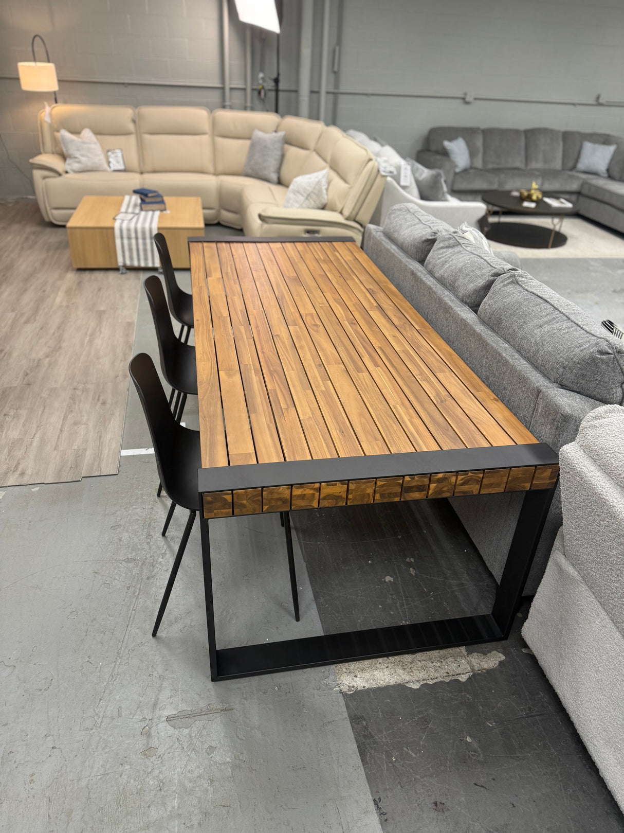 ARTICLE - Lubek Outdoor Dining Table (Tuscan Brown)