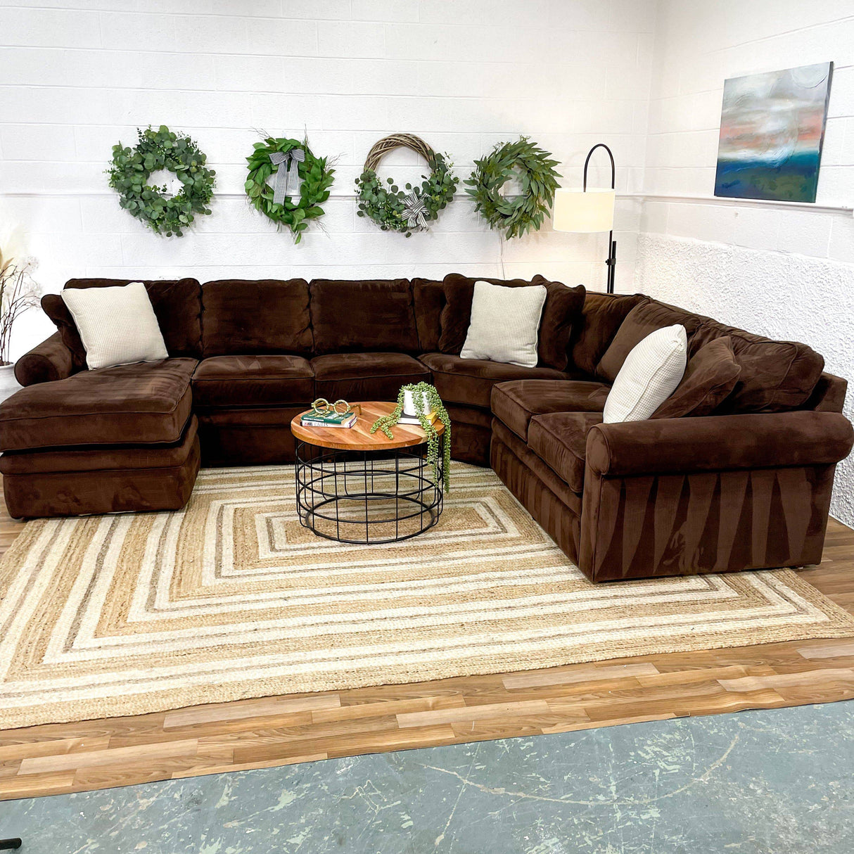 La-z-boy 5pc Sectional w/Chaise and Wedge - Pull Up A Couch