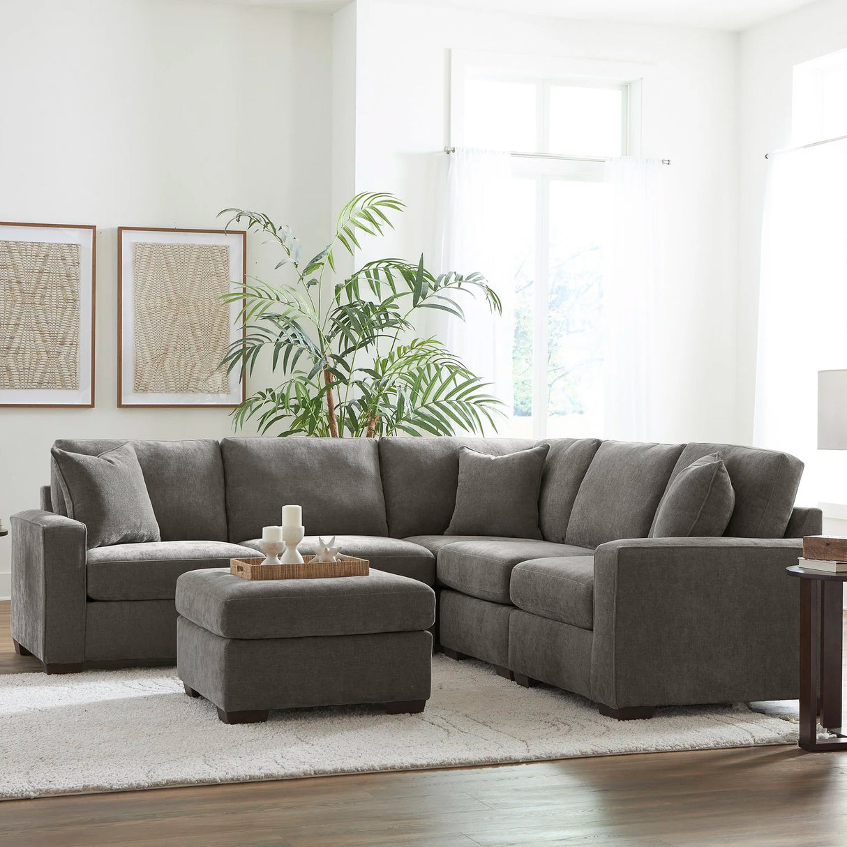 LoungeCraft Corner Sectional (5pc)