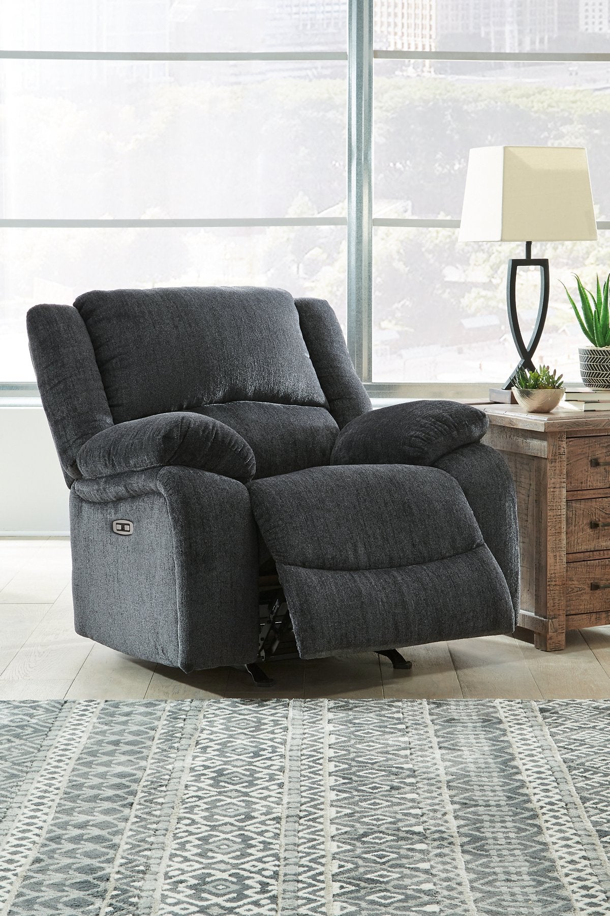 Draycoll Power Recliner - Pull Up A Couch