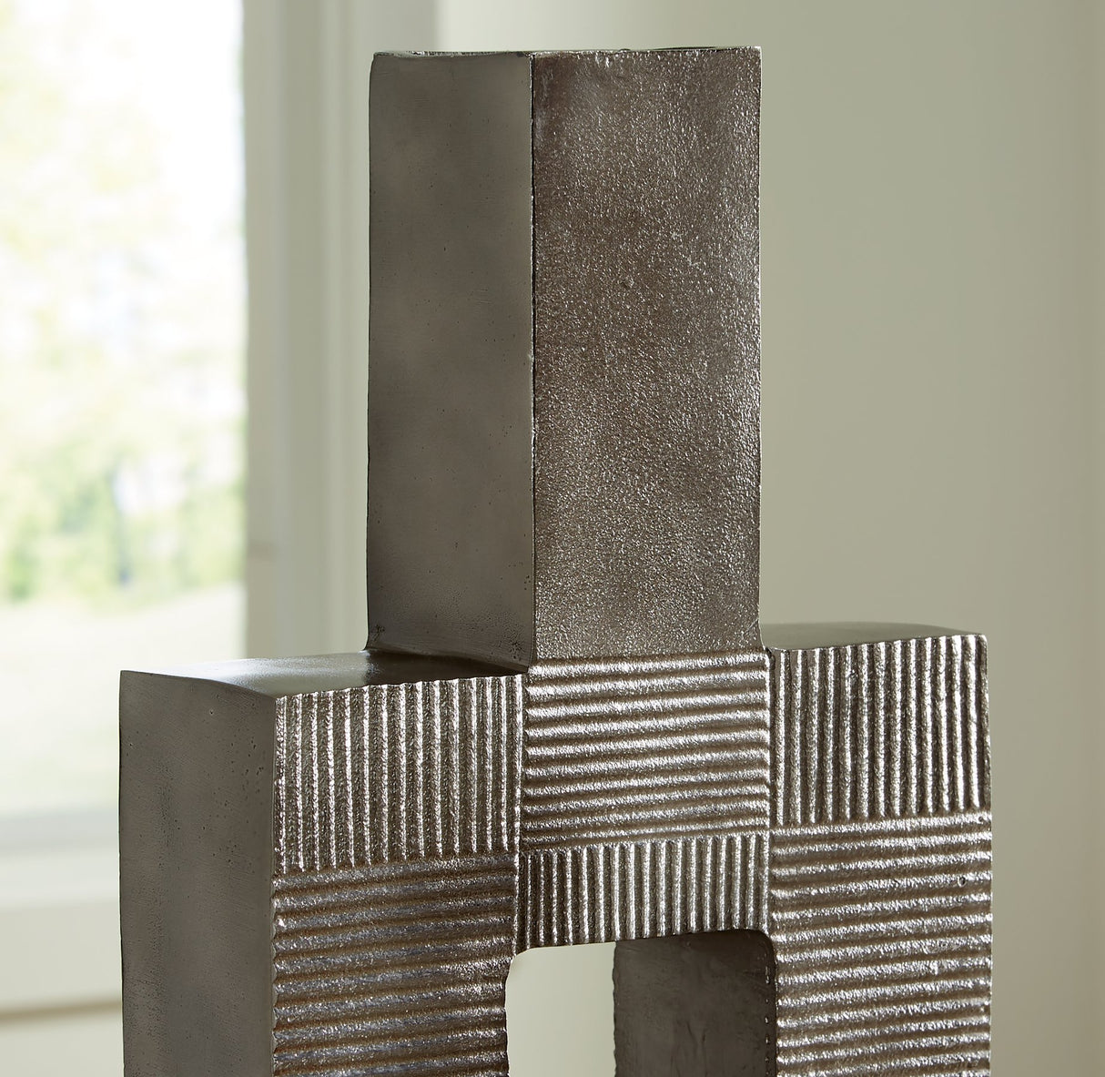 Wrengrove Vase - Pull Up A Couch