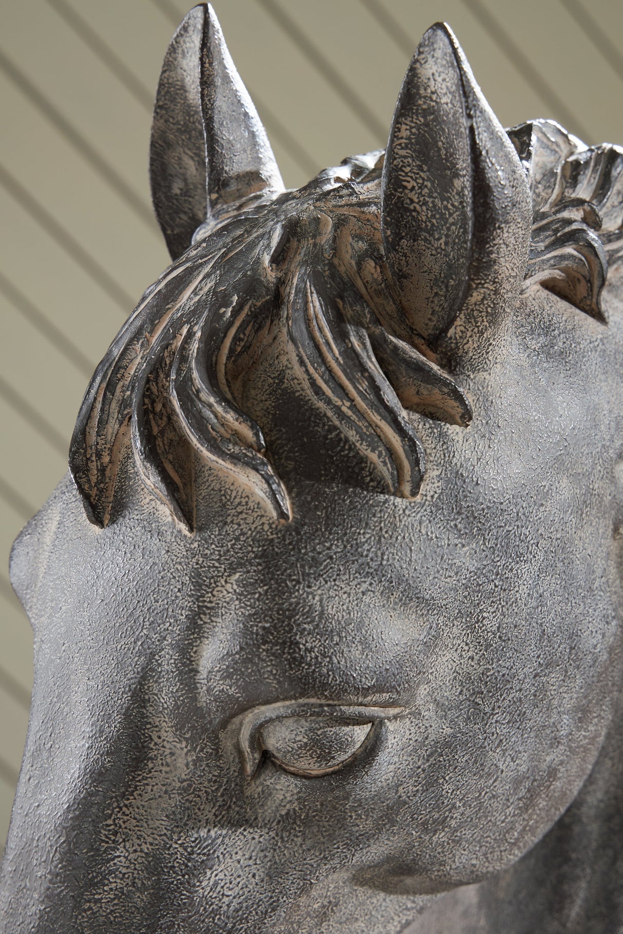 Carnlow Sculpture - Pull Up A Couch