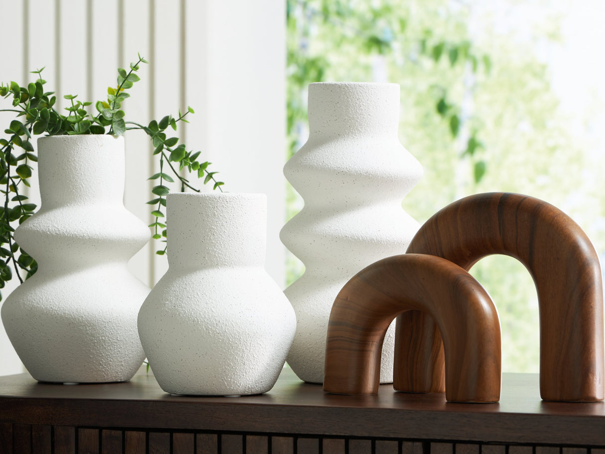 Carterworth Accessory Set (Set of 5) - Pull Up A Couch