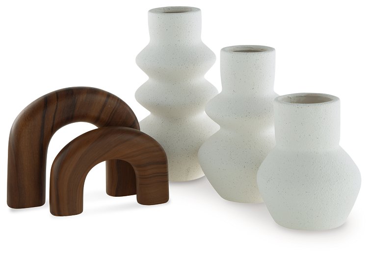 Carterworth Accessory Set (Set of 5) - Pull Up A Couch