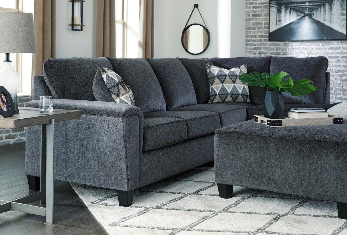 Abinger 2-Piece Sectional w/ Left Bumper Chaise