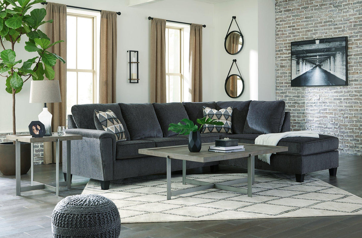 Abinger 2-Piece Sectional w/ Left Bumper Chaise