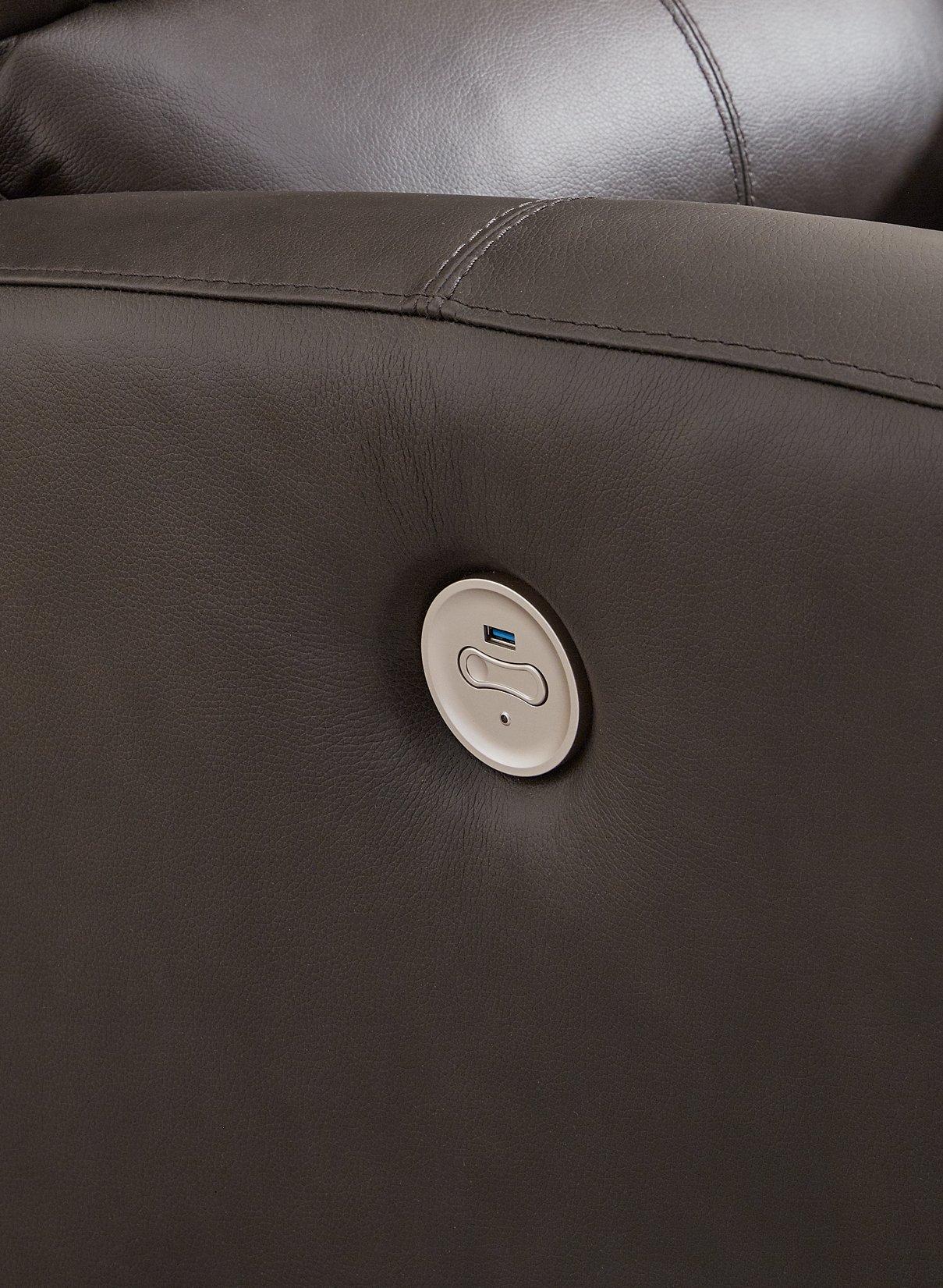 Boxmere Power Reclining Loveseat with Console - Pull Up A Couch