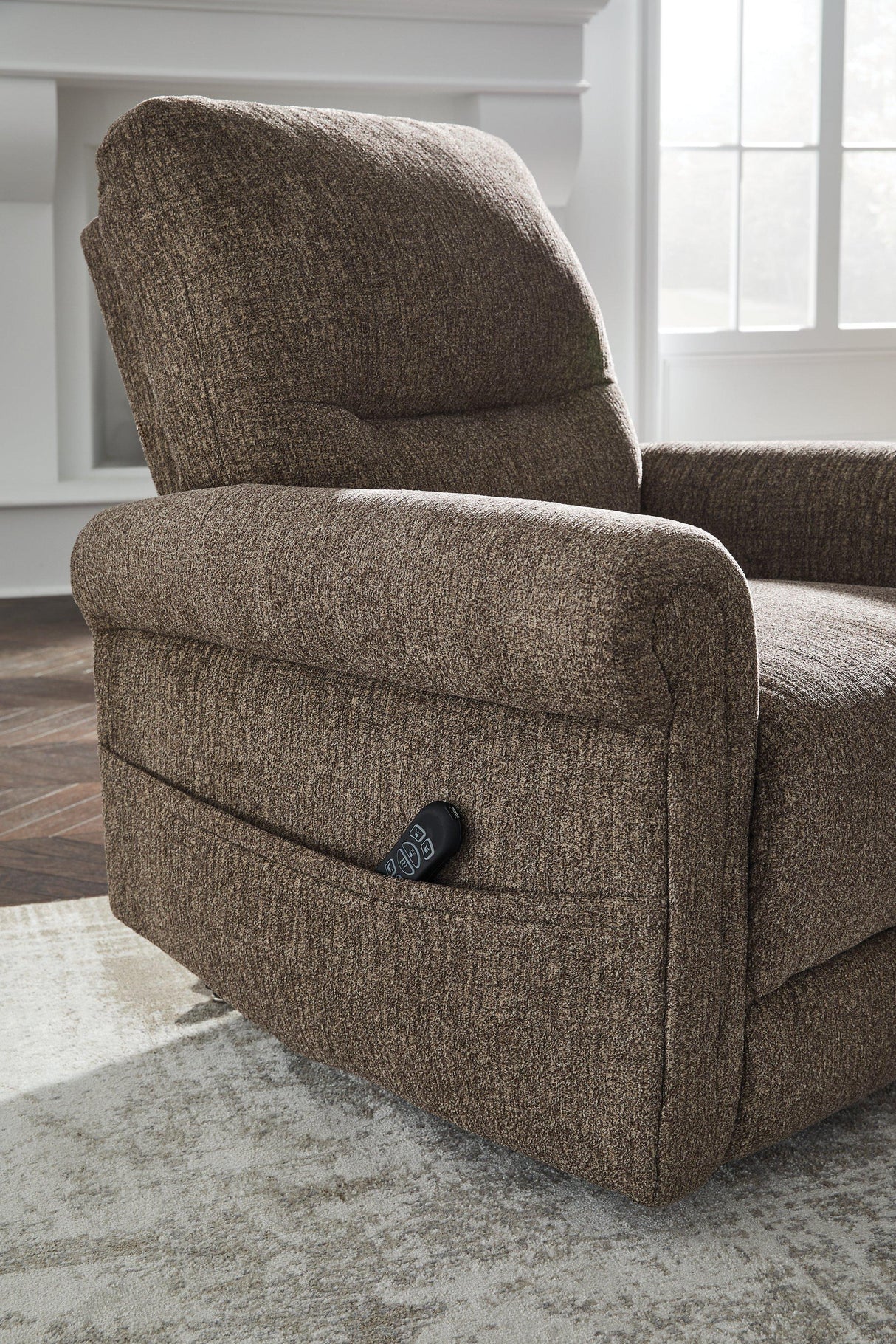 Aureta Power Lift Recliner - Pull Up A Couch