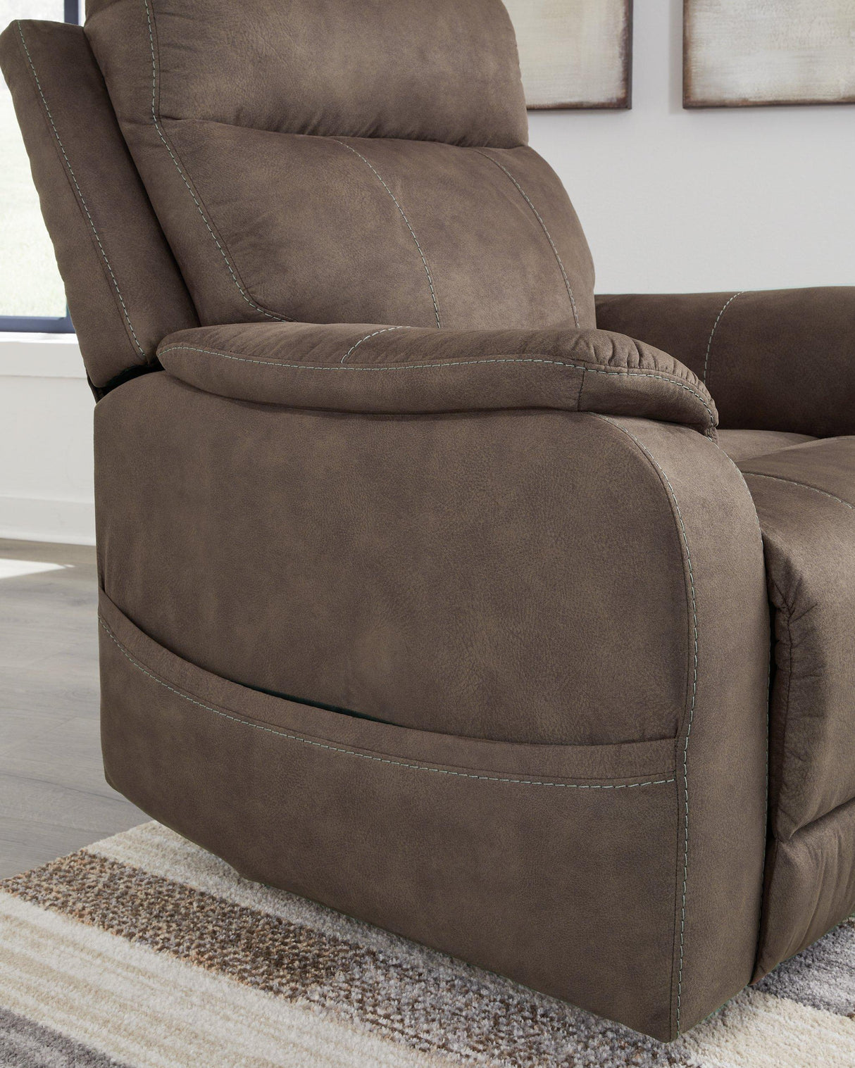 Crestmeade Power Lift Recliner - Pull Up A Couch