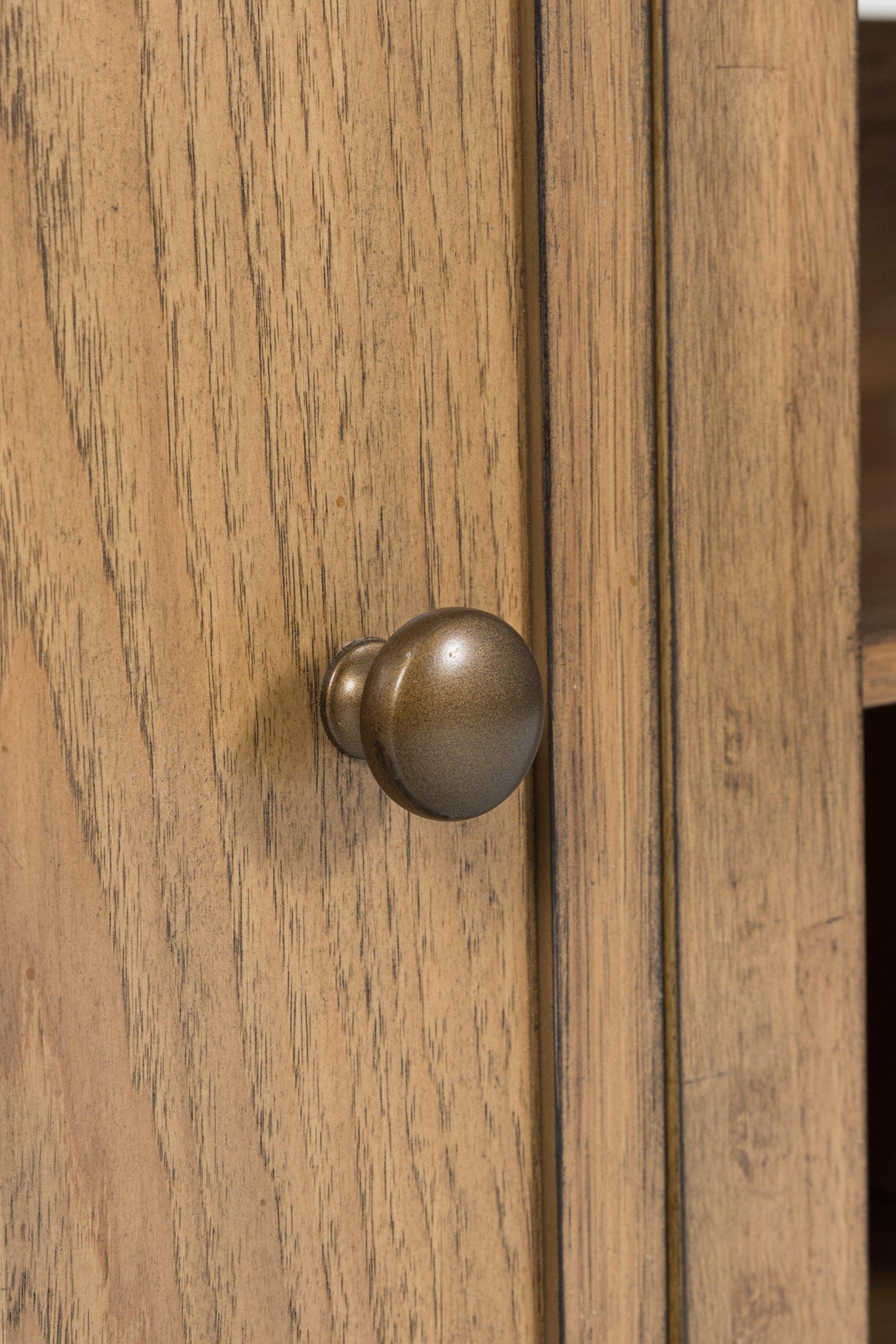 Sharlance 81" TV Stand - Pull Up A Couch