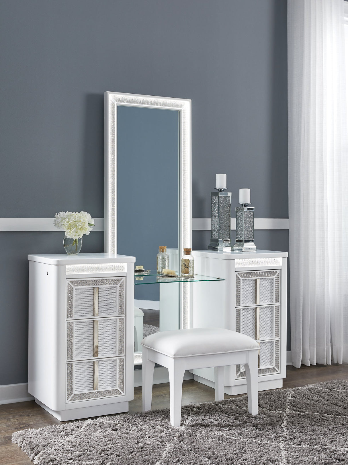 Chalanna Vanity with Mirror - Pull Up A Couch