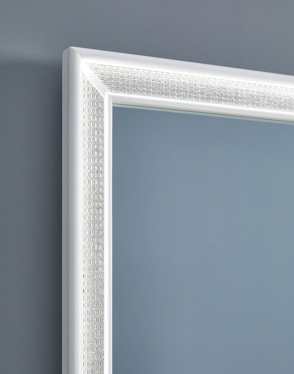 Chalanna Vanity with Mirror - Pull Up A Couch