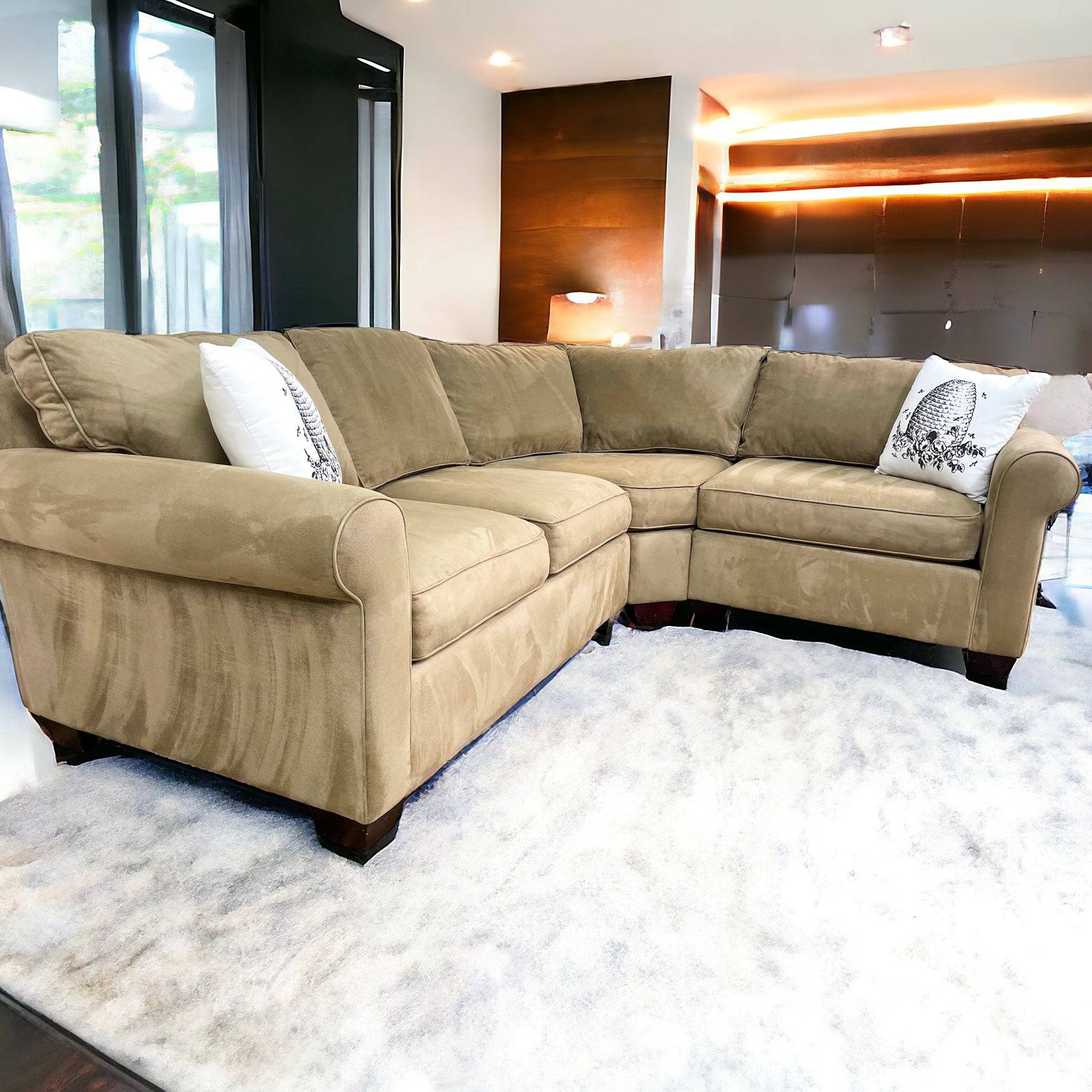 Pottery Barn Pearce 3pc Rolled Arm Sectional