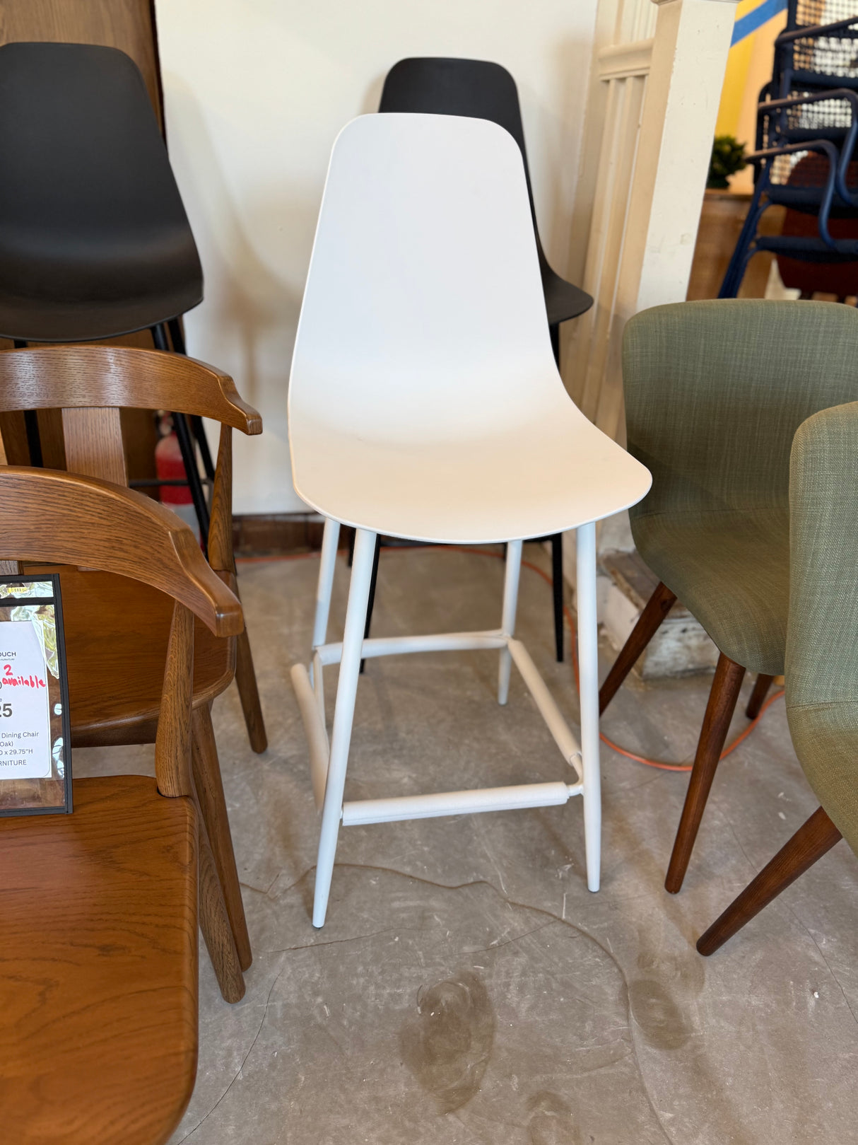 ARTICLE - Svelti Counter Stool(Pure White)