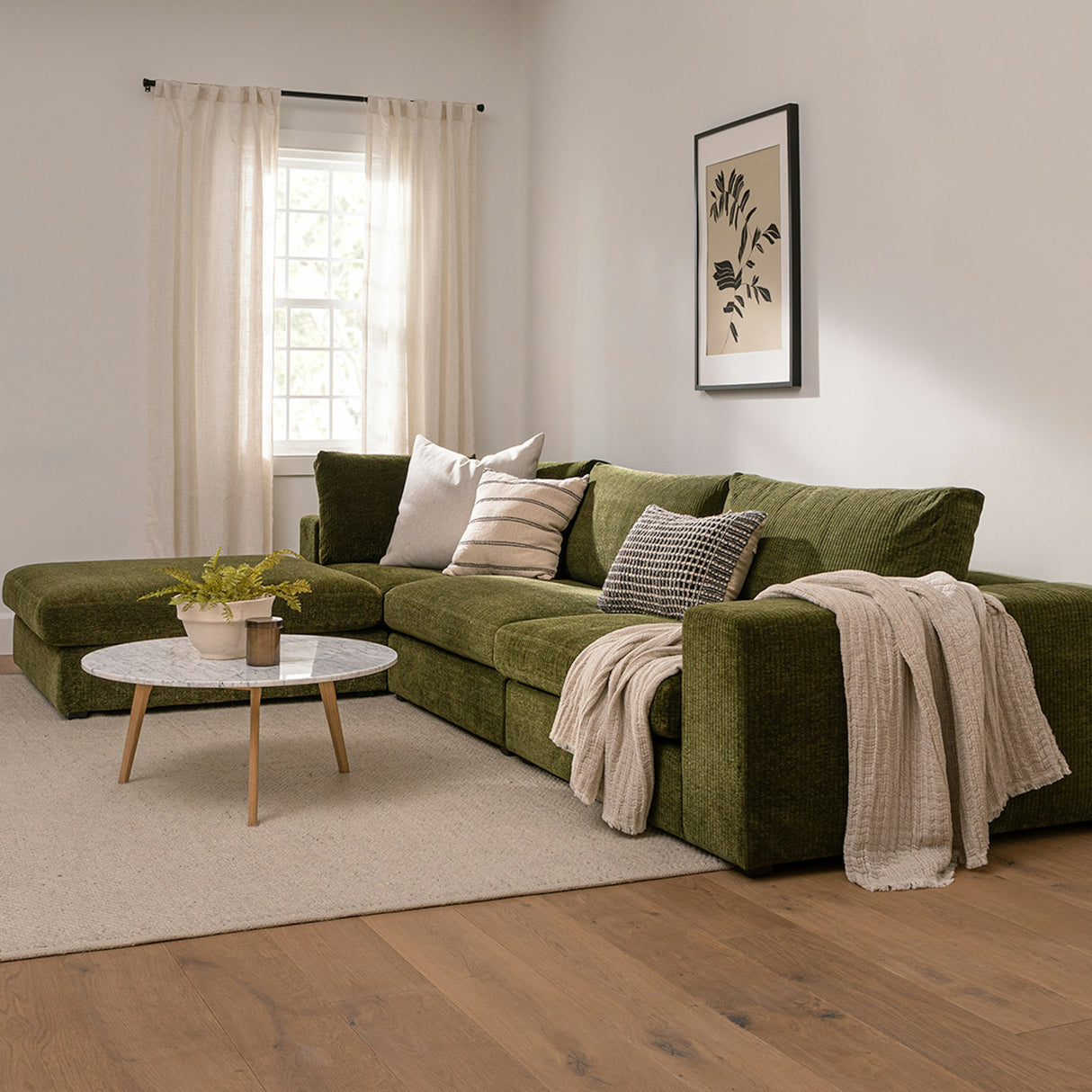 133" 4pc Modular Sectional w/Ottoman (Cypress Green)