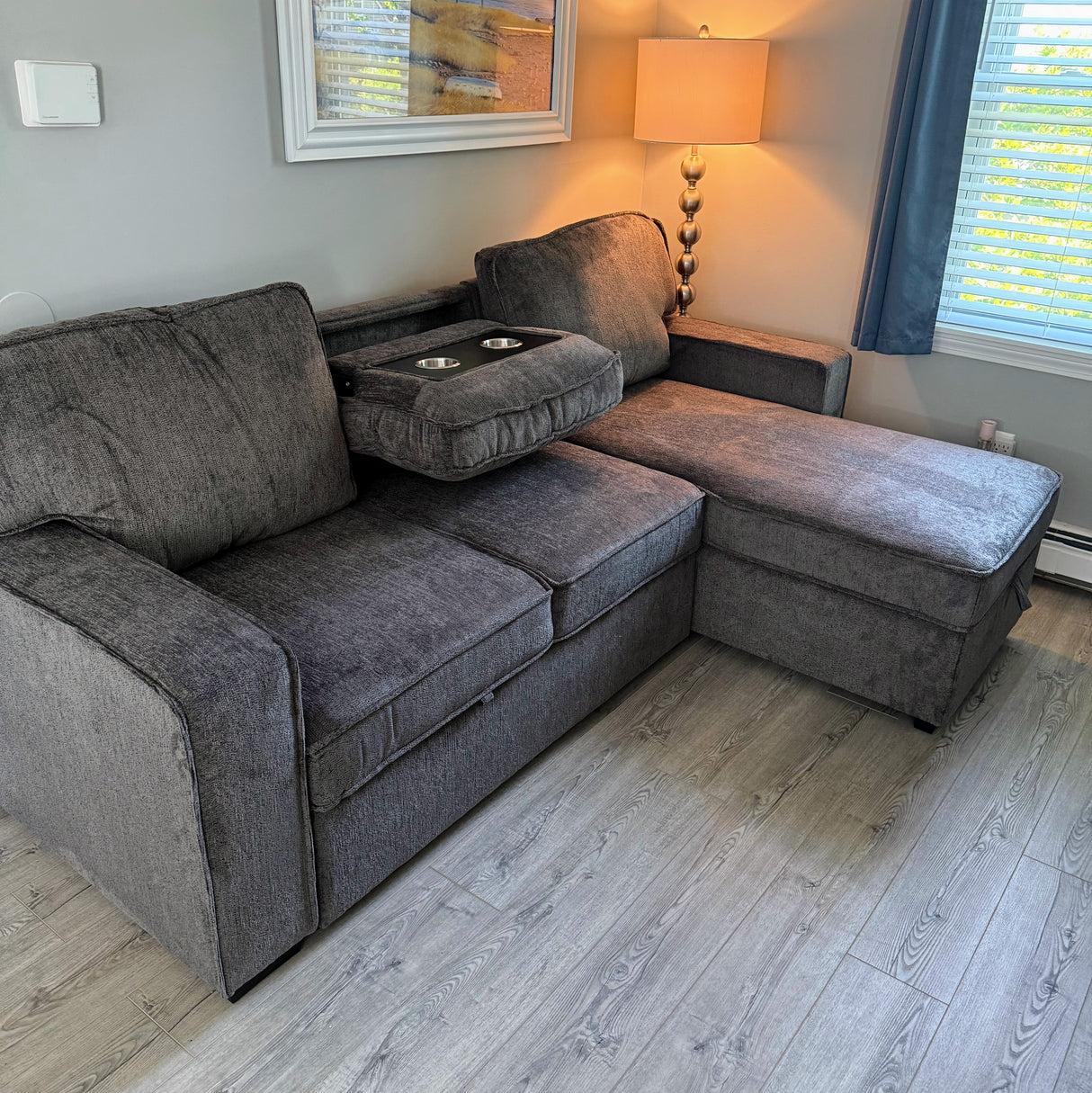 Sleeper Sofa w/Reversible Chaise