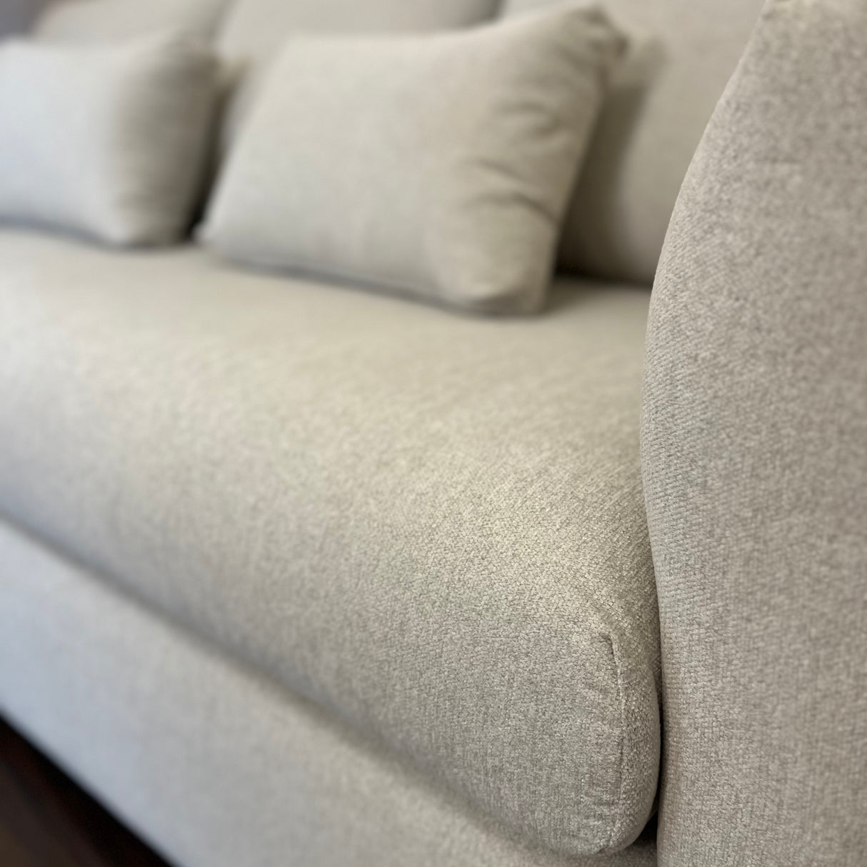 80" MCM Sofa w/ Bench Cushion (Clover Ivory)