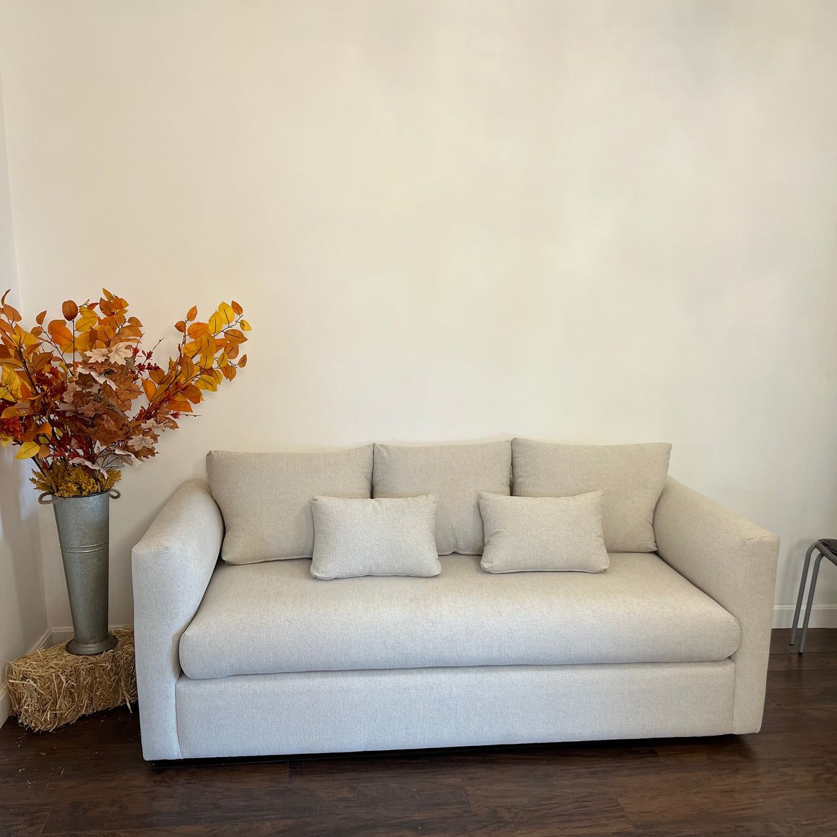 80" MCM Sofa w/ Bench Cushion (Clover Ivory)