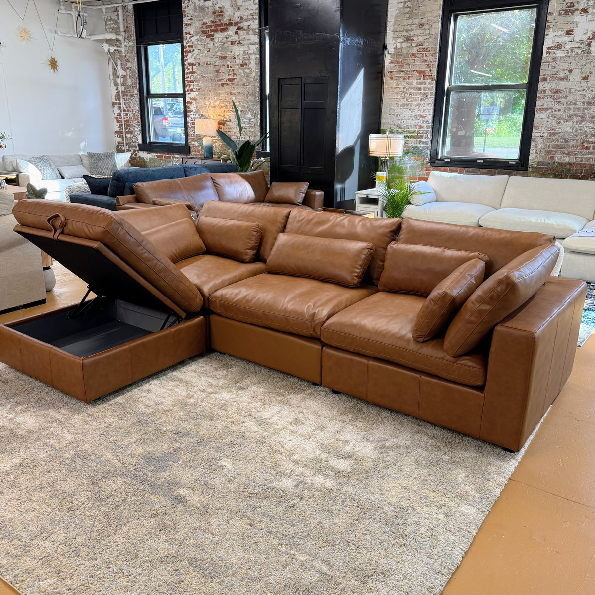 Serenity Reserve Sectional w/ Ottoman (4pc)