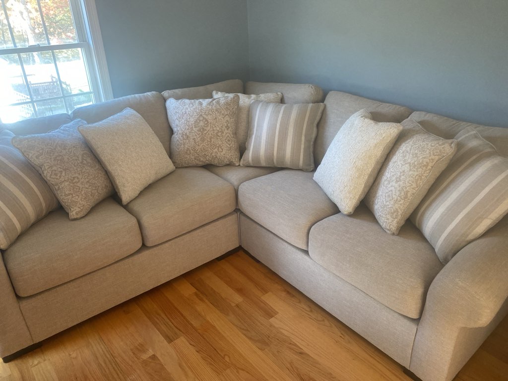 Lennox Corner Sectional