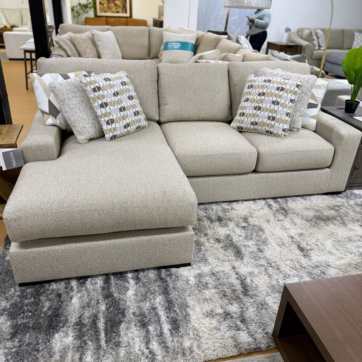 Silverwood Sofa Chaise Sectional