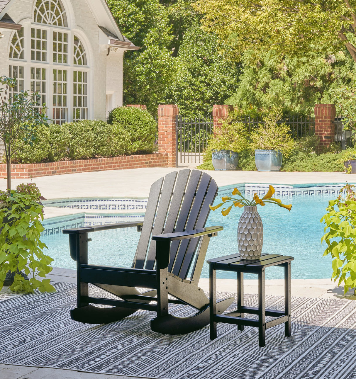 Sundown Treasure Outdoor Seating Set - Pull Up A Couch