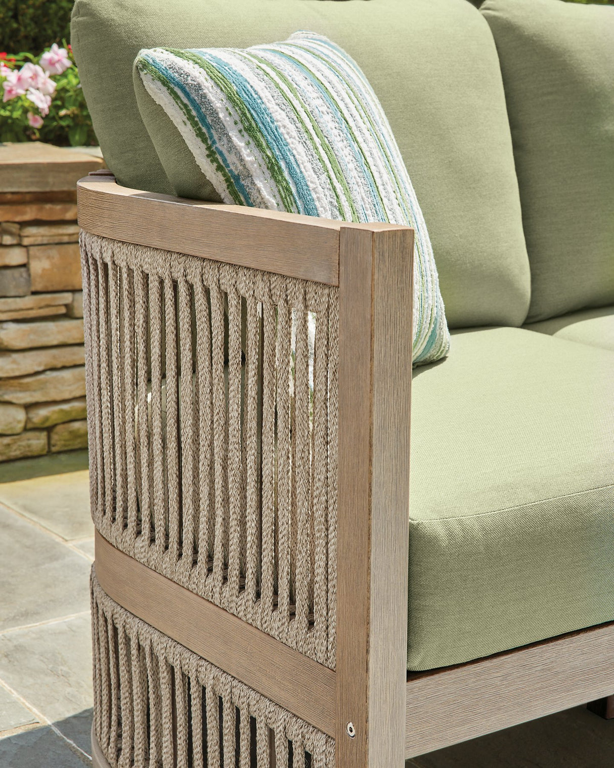 Serena Shores Outdoor Seating Set - Pull Up A Couch