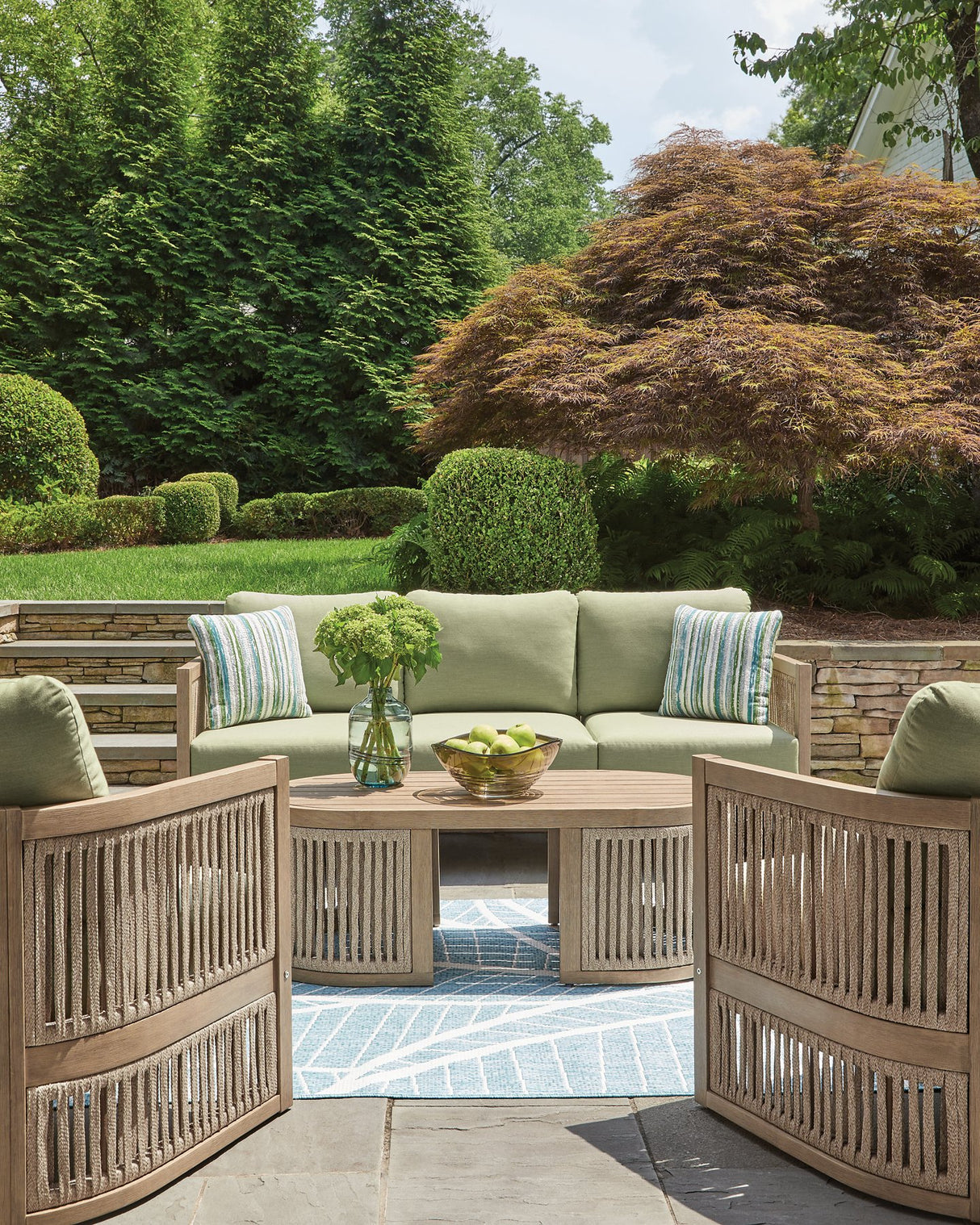 Serena Shores Outdoor Seating Set - Pull Up A Couch