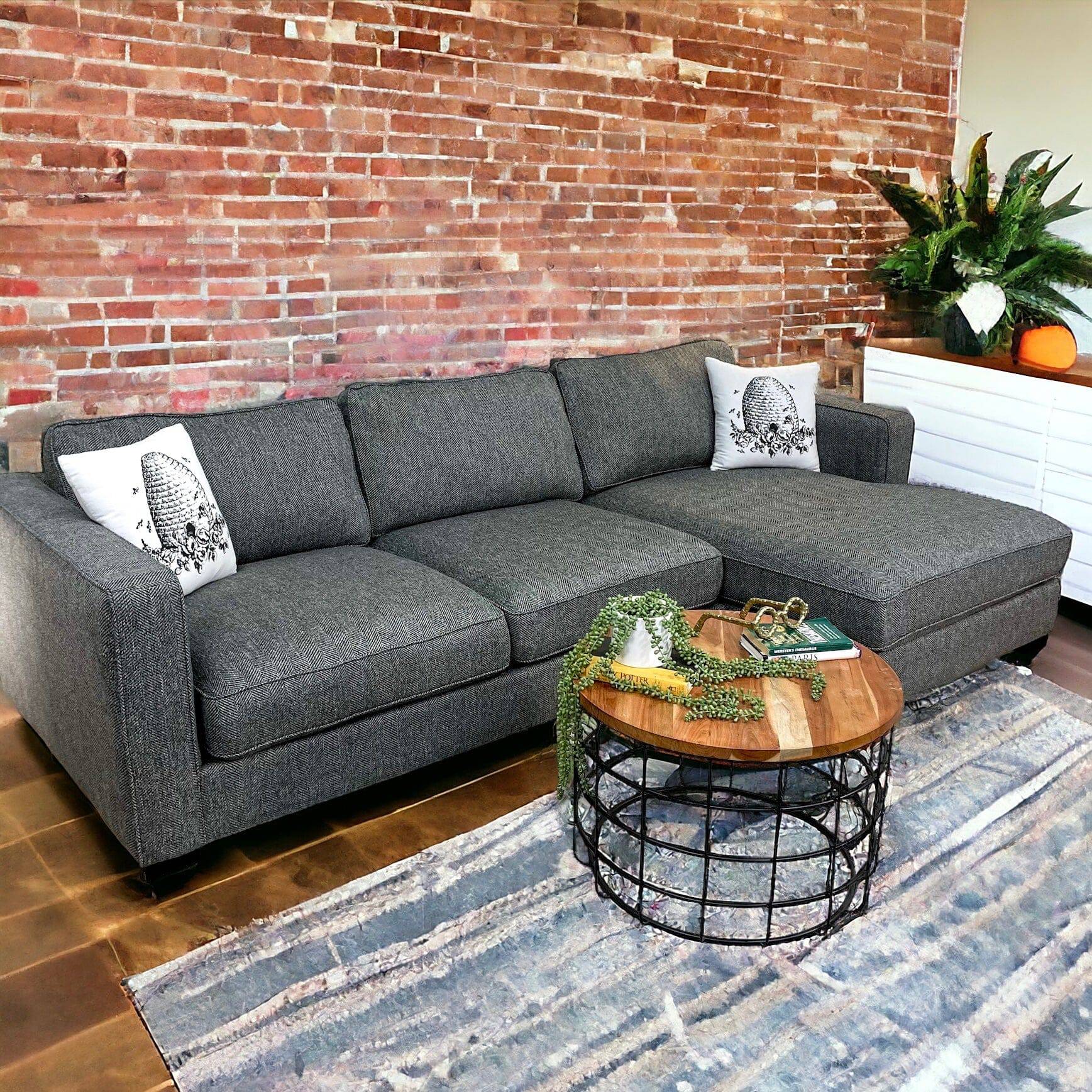 MaxHome 2pc Sectional with Chaise