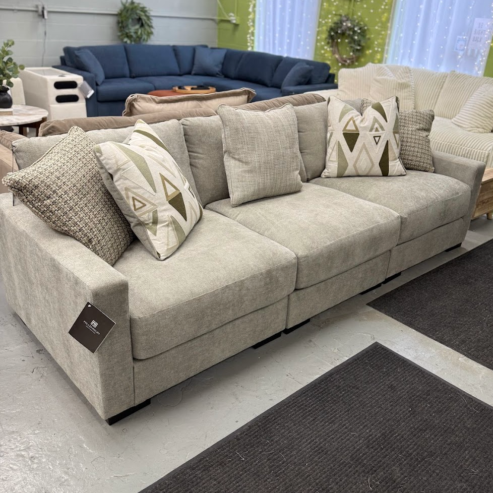 Riverview Sectional Sofa (3pc) - Pull Up A Couch