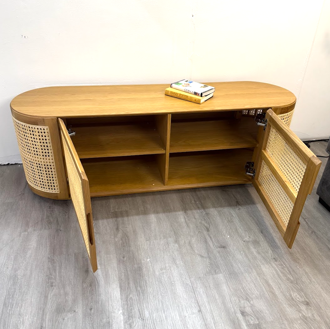 ARTICLE - Candra Media Unit (Oak)