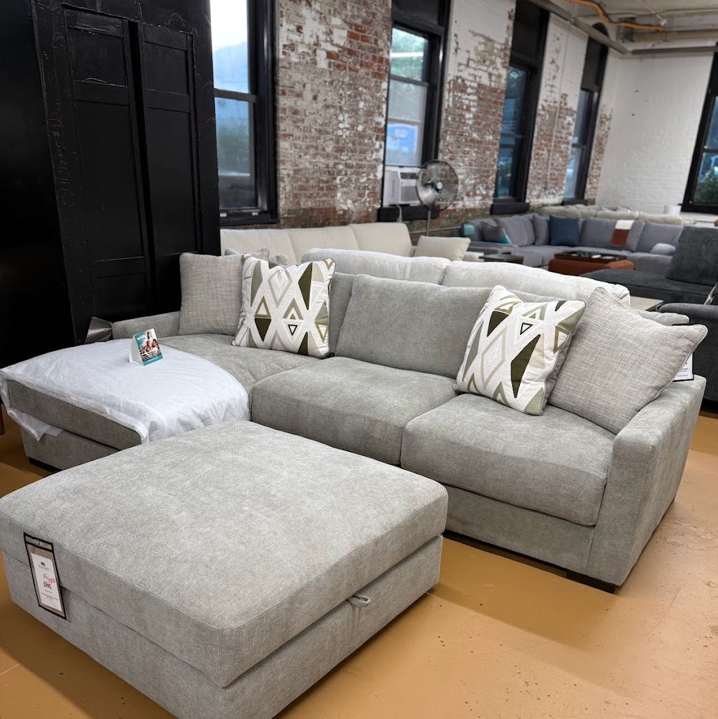 Riverview Sectional Sofa w/ Chaise (3pc) - Pull Up A Couch
