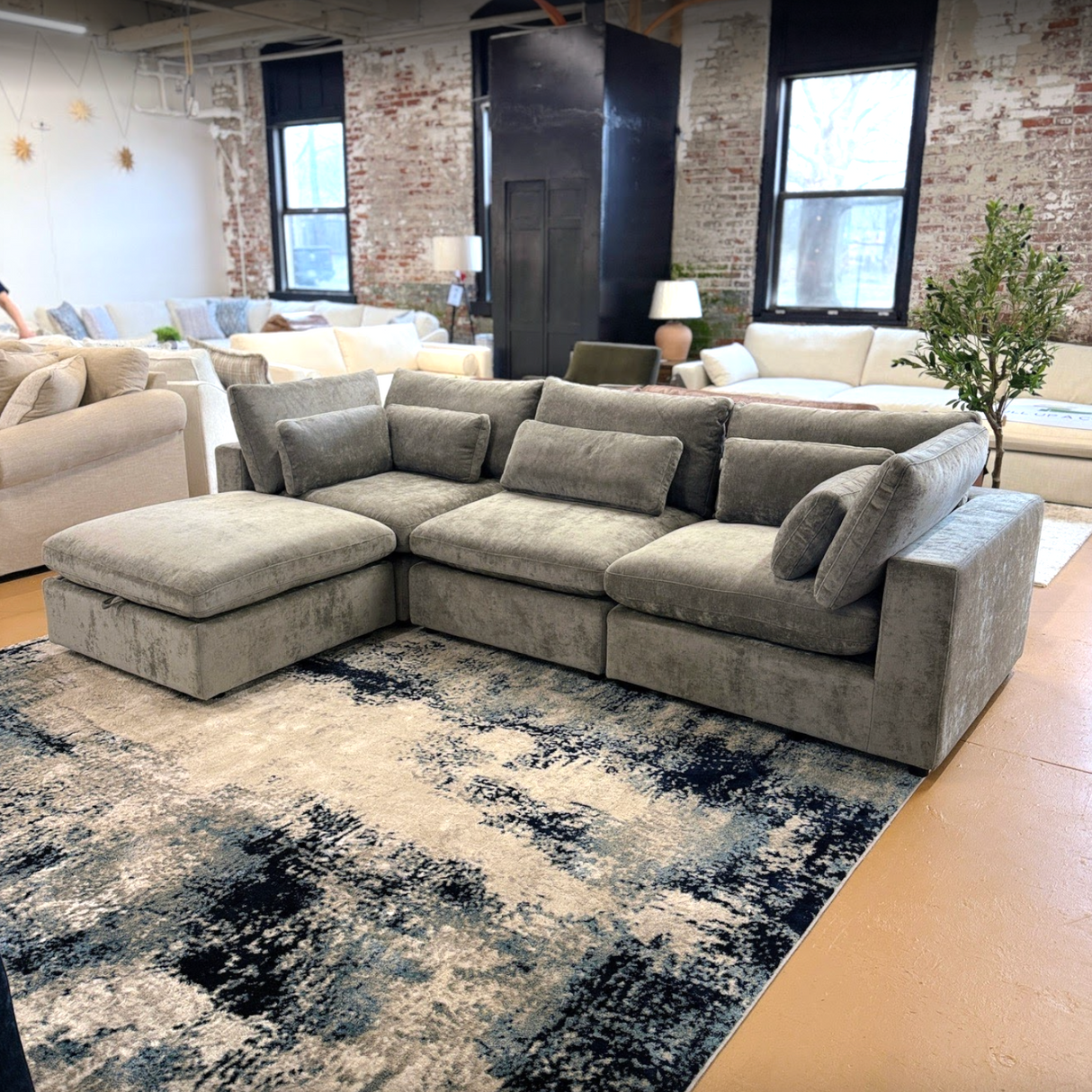 Serenity Cloud 4pc Sectional w/Storage Ottoman - Pull Up A Couch