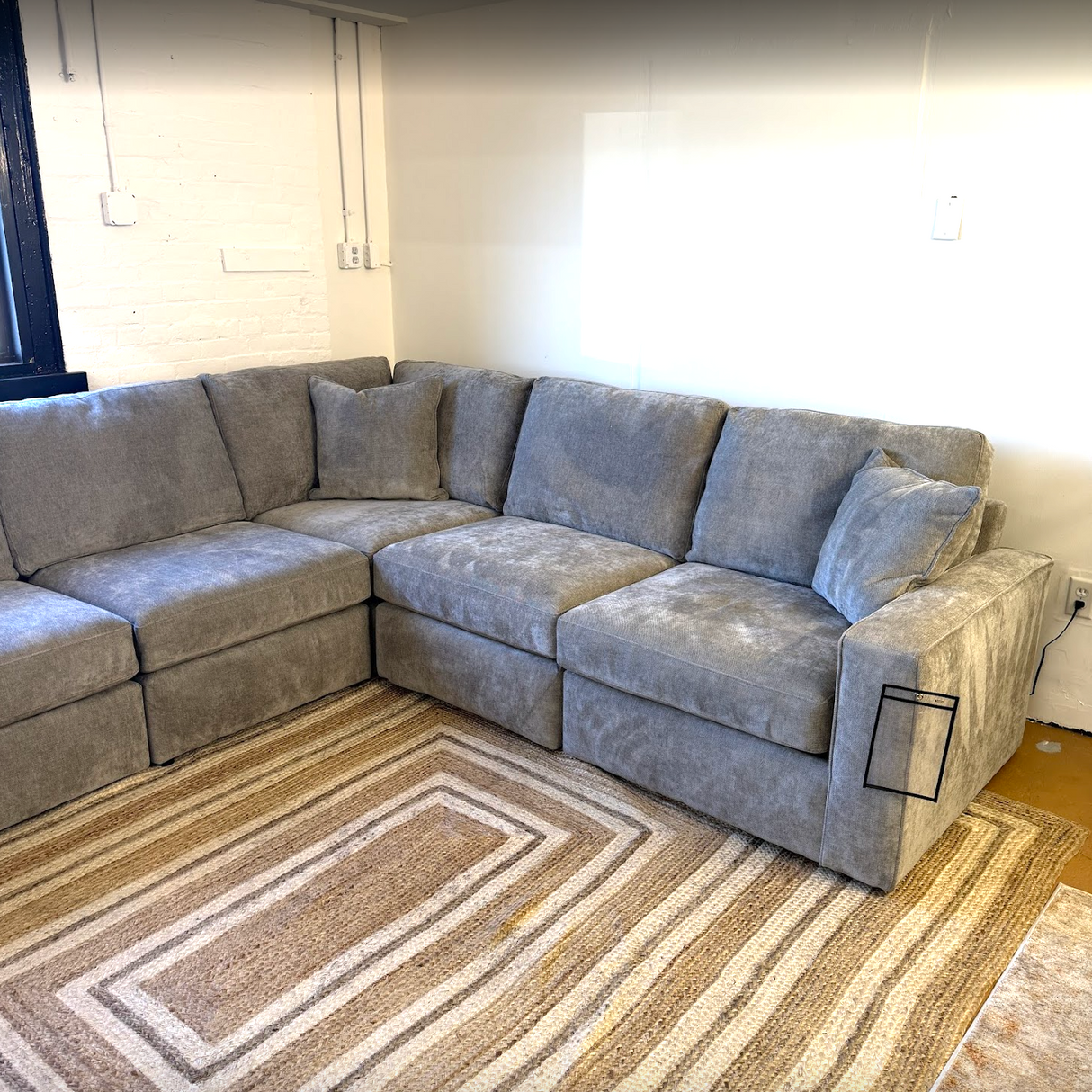 LoungeCraft Corner Sectional (5pc) - Pull Up A Couch