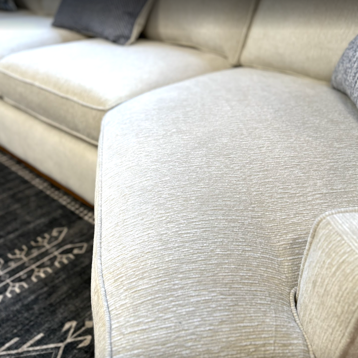 Fairhaven 3pc Sectional w/ Cuddler - Pull Up A Couch