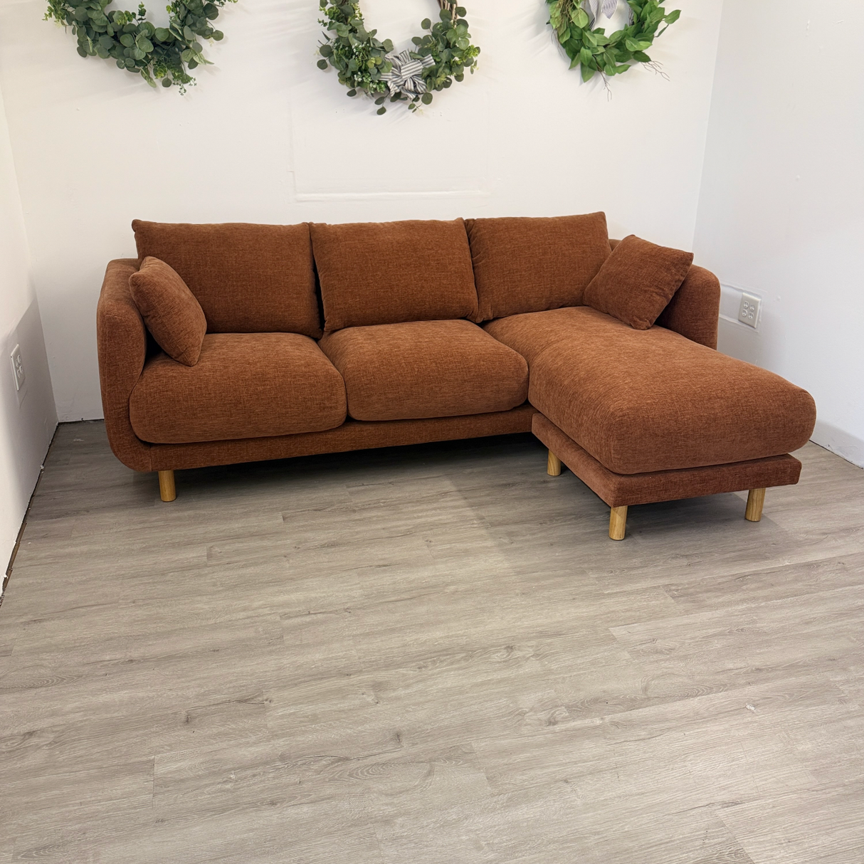 90" Sectional w/ Reversible Chaise (Hestia Caramel) - Pull Up A Couch