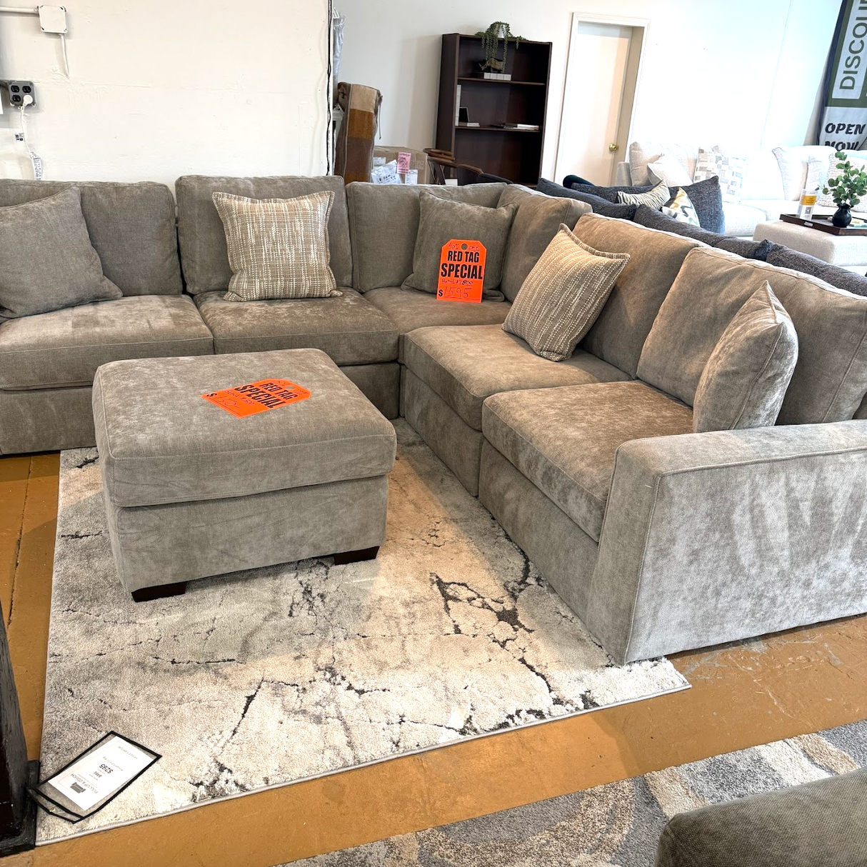 LoungeCraft Corner Sectional (5pc)