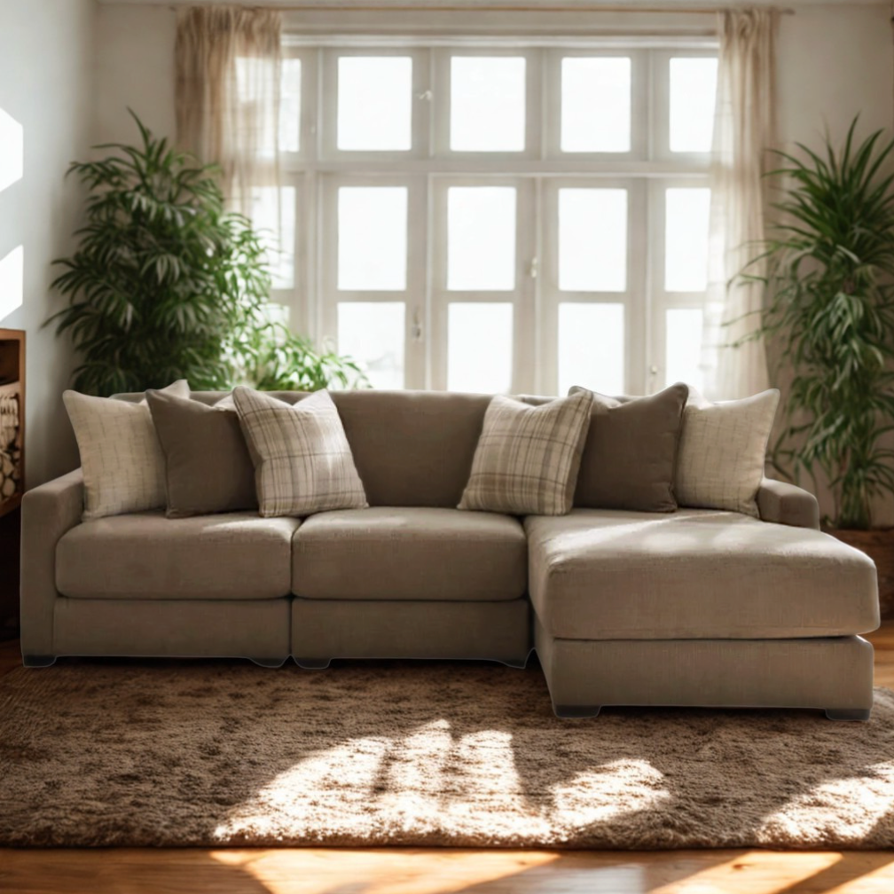 Corbin 3pc Sectional w/ Chaise