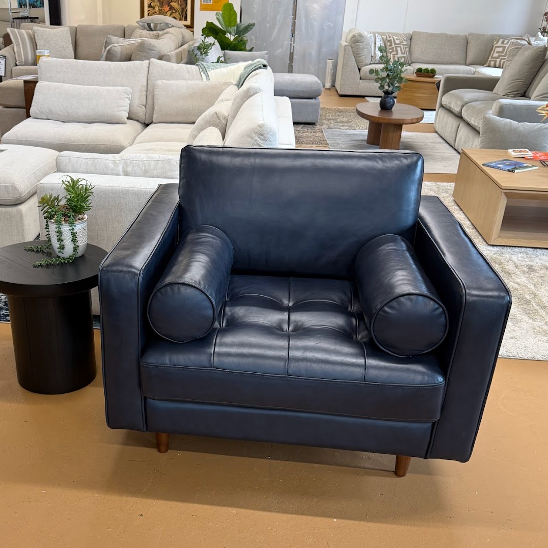 Leather Lounge Chair (Oxford Blue)