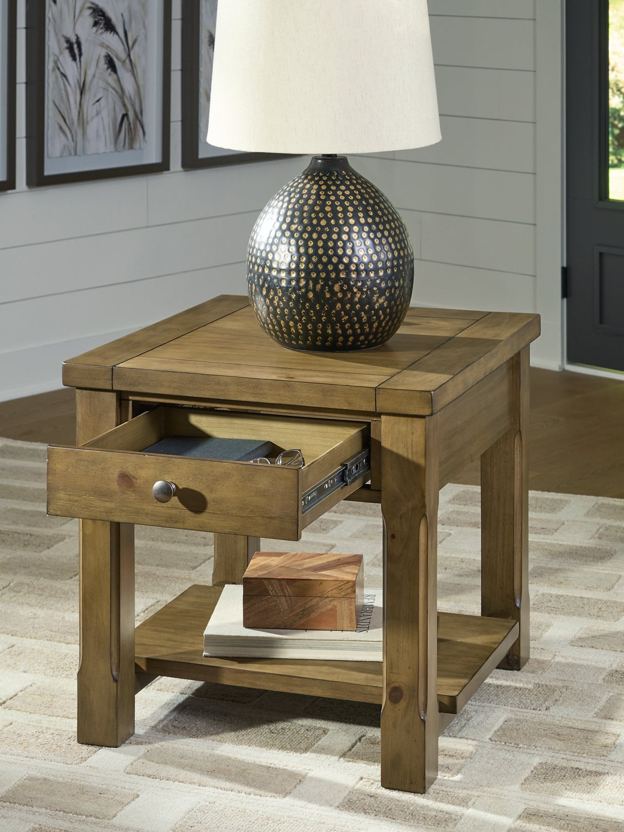 Vandenmore End Table - Pull Up A Couch