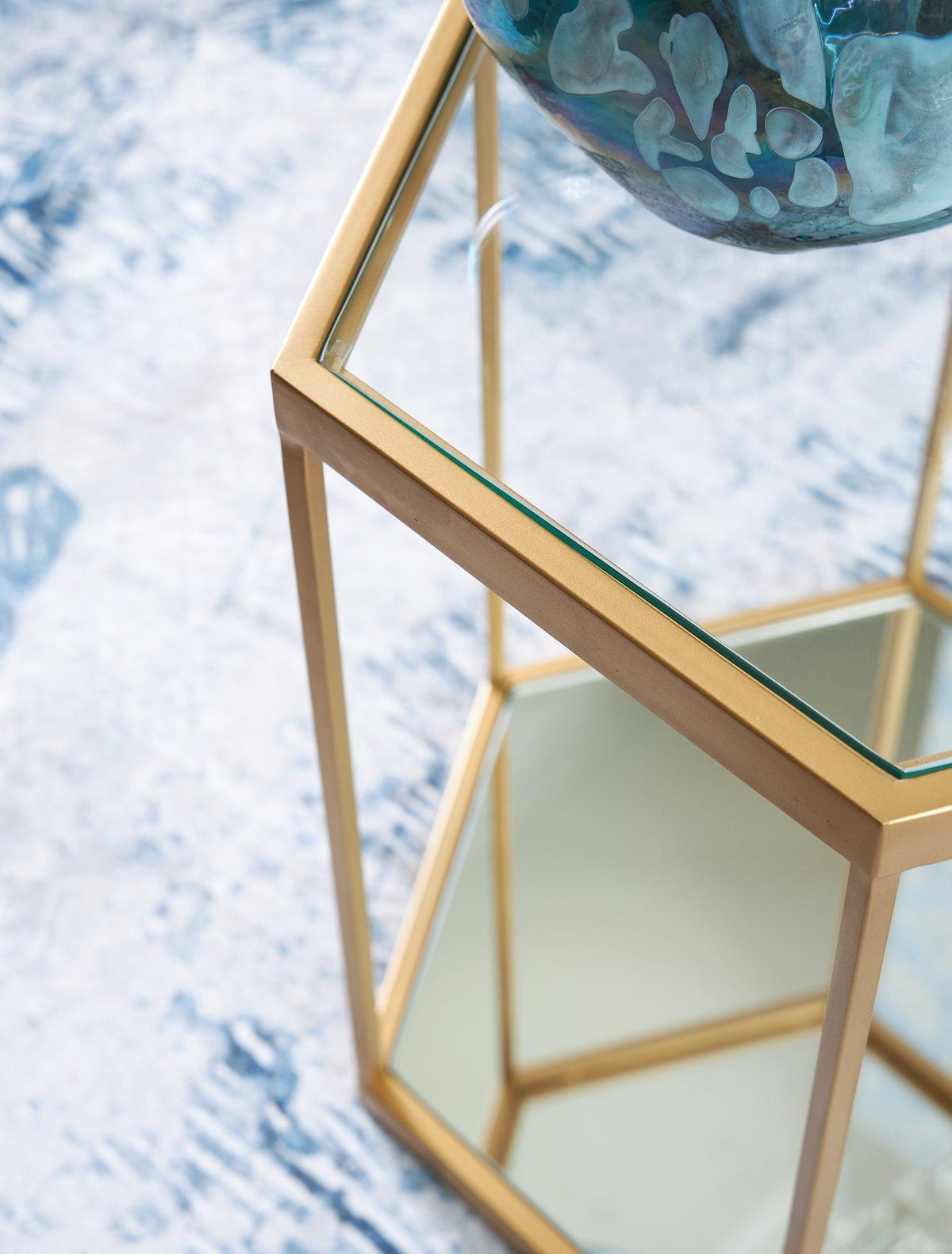 Ashley Furniture Veerwick accent coffee table with a sleek wooden surface and modern design in a stylish living room setting.