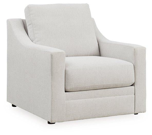 Ashley Furniture Maitelynn upholstery living room set with sofa and armchairs in a stylish fabric upholstery.