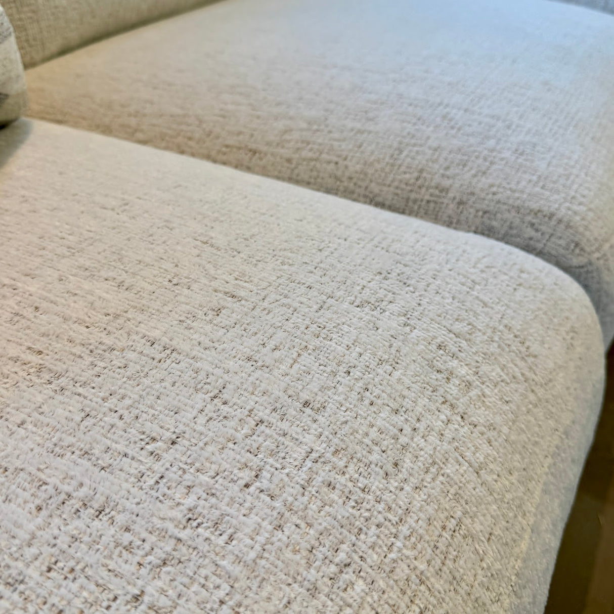 Ashbourne Corner Sectional w/ Chaise - Pull Up A Couch