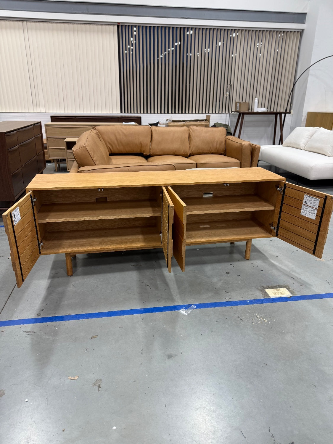 Merto Media Unit (Oak) - Pull Up A Couch