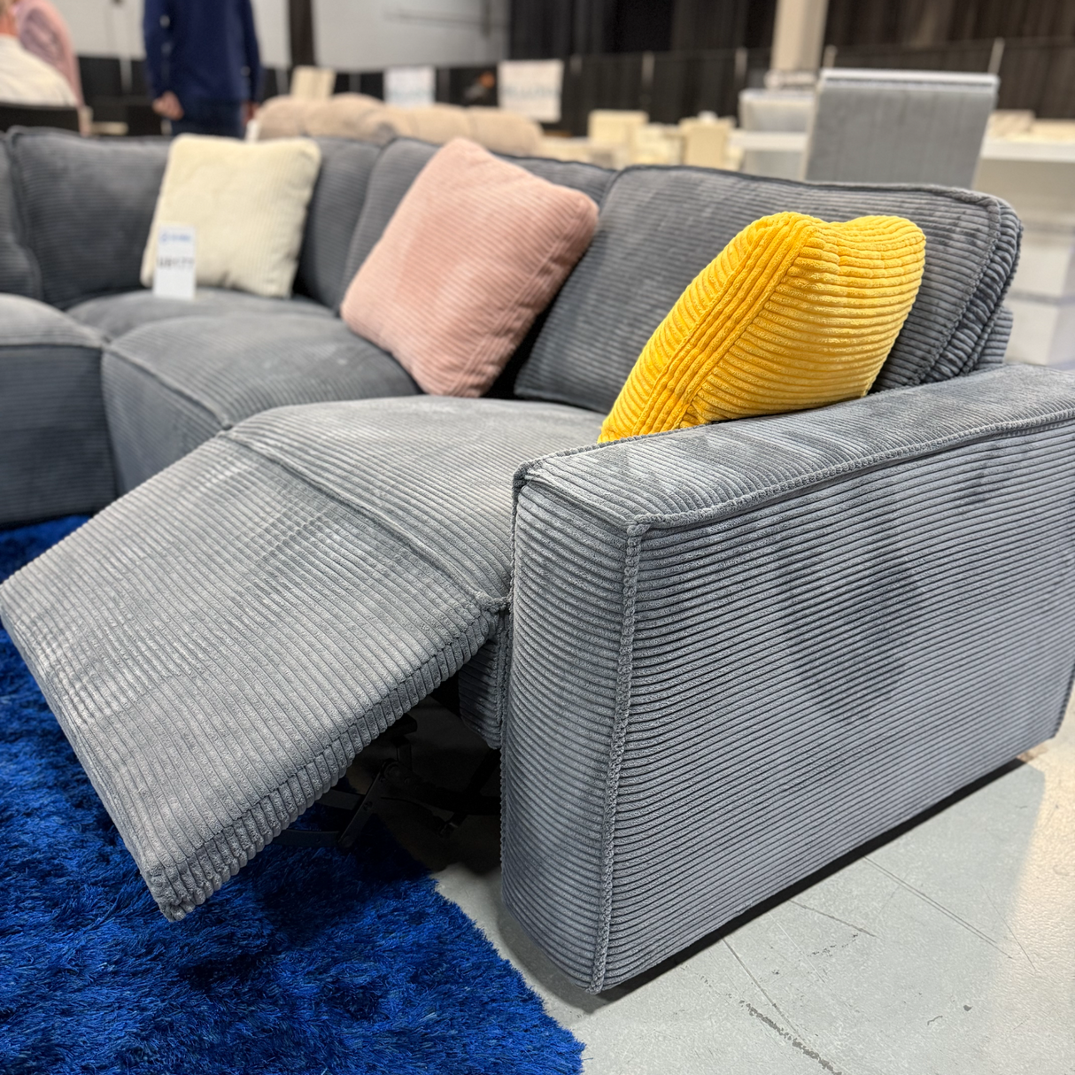 Modular 5pc Sectional w/Power Recliners